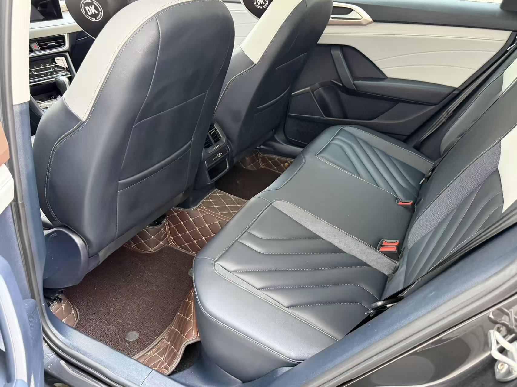 Volkswagen Tharu 2024 car image #7