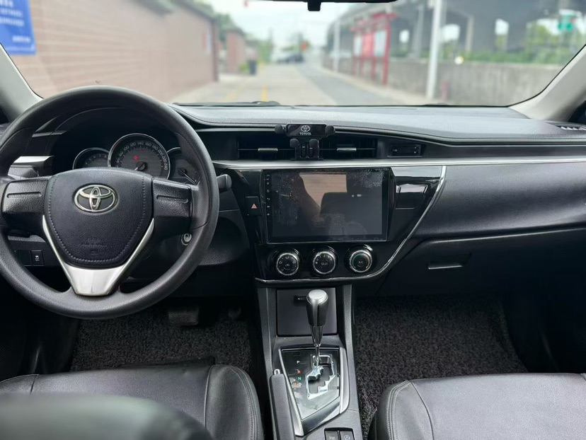 Toyota Corolla 2017 #3 Toyota Corolla 2017 car image #3