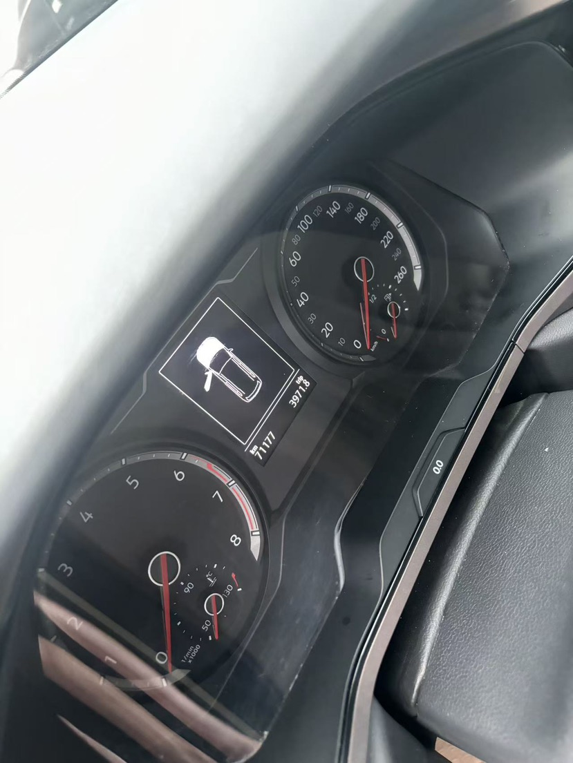 Volkswagen Tharu 2021 car image #2
