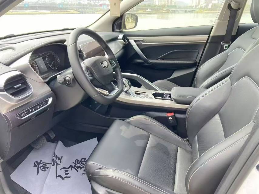 GEELY Coolray 2019 car image #4