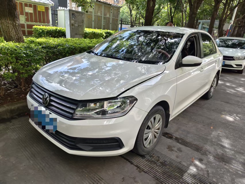 Volkswagen Santana 2021 car image 