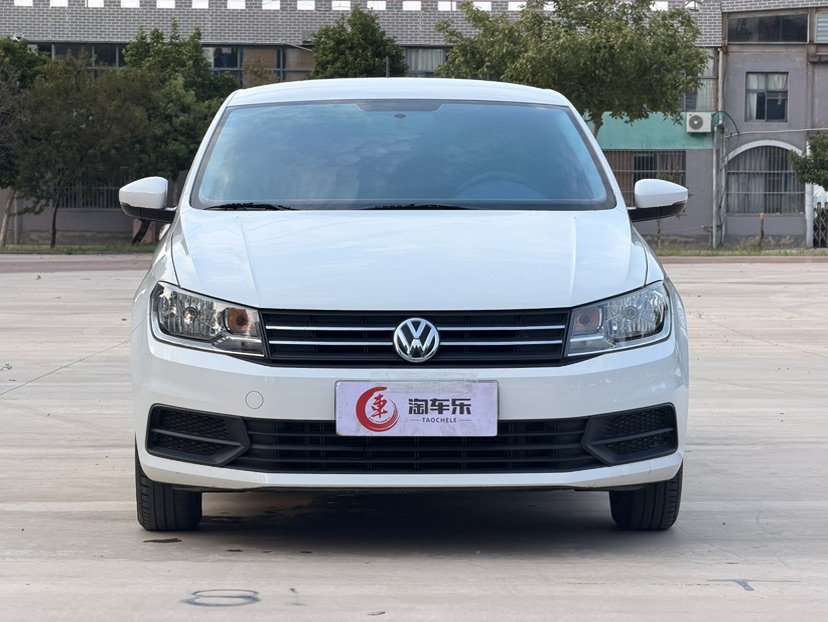 Volkswagen Santana 2021 car image #2