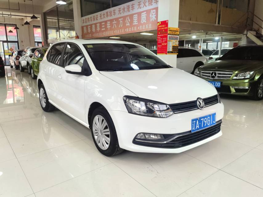 Volkswagen Polo 2017 car image #3