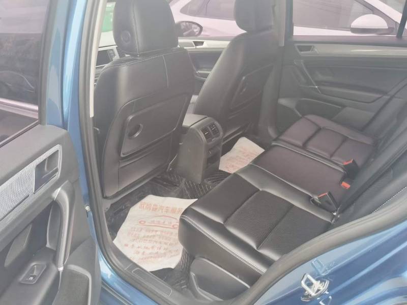 Volkswagen Golf Sportsvan 2016 car image #3
