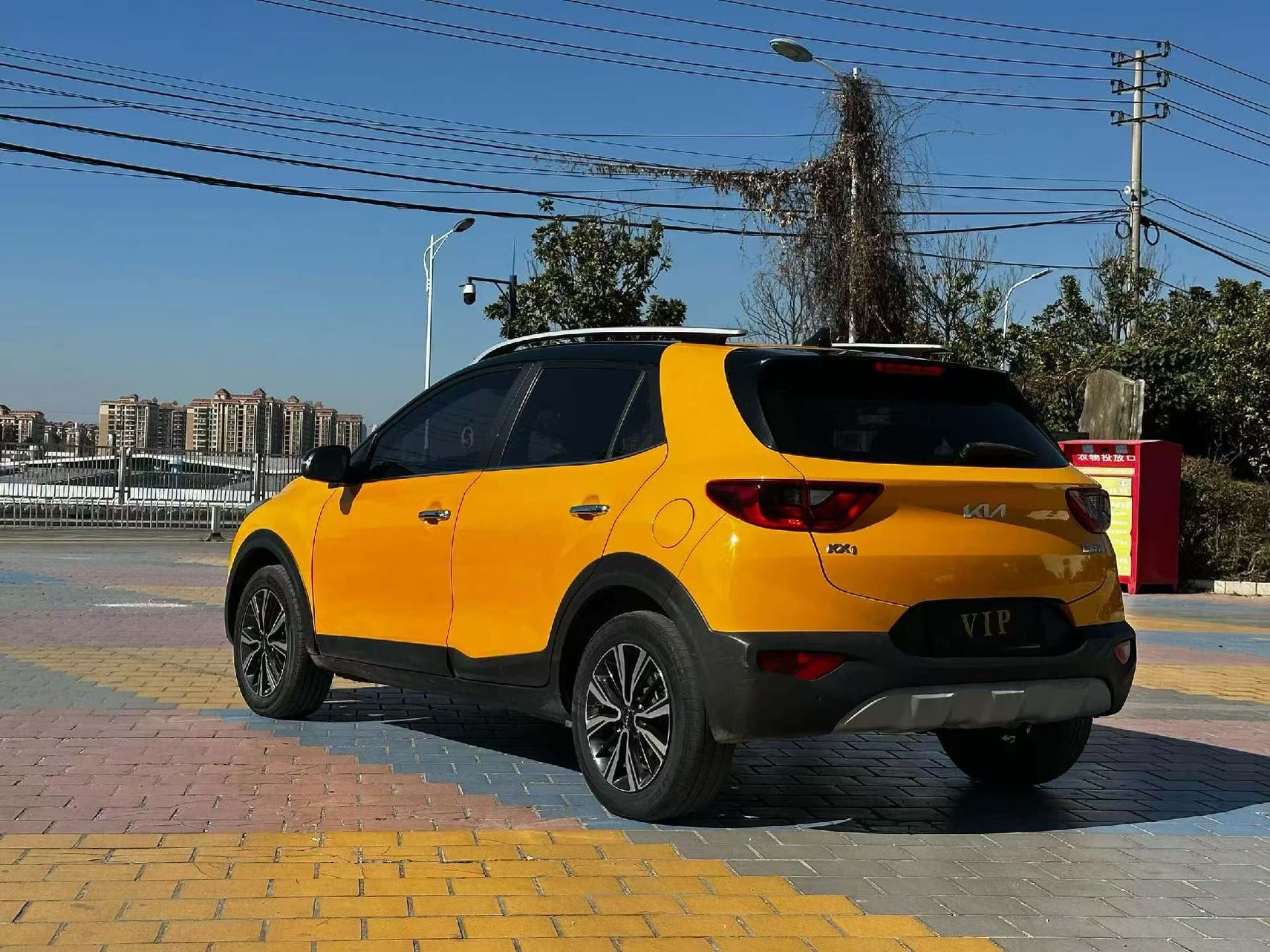 Kia KX1 2021 car image #9