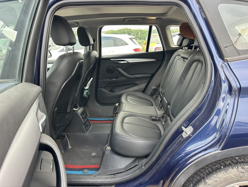 BMW X1 2017 #6 BMW X1 2017 car image #6