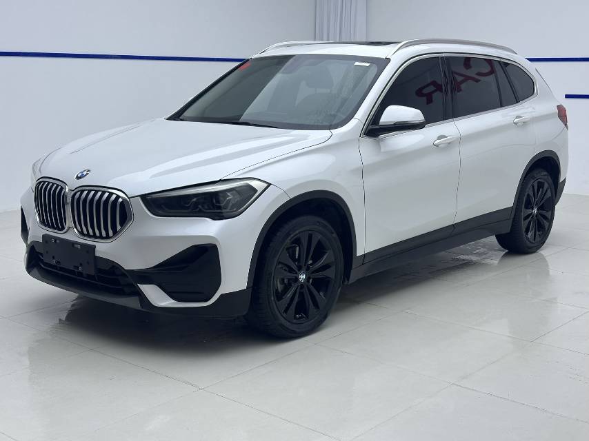 BMW X1 2021 BMW X1 2021 car image