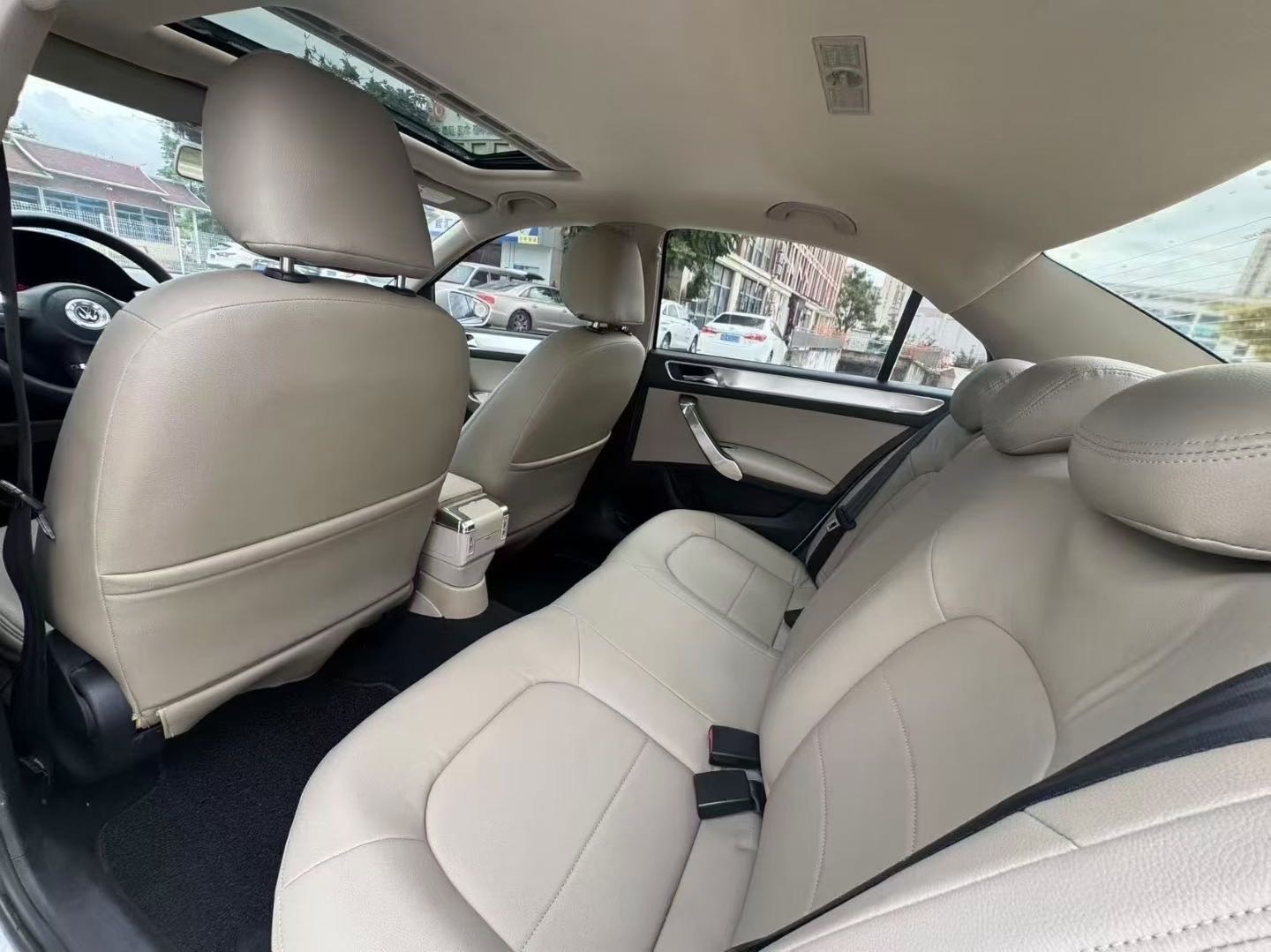 Volkswagen Santana 2015 #8 Volkswagen Santana 2015 car image #8