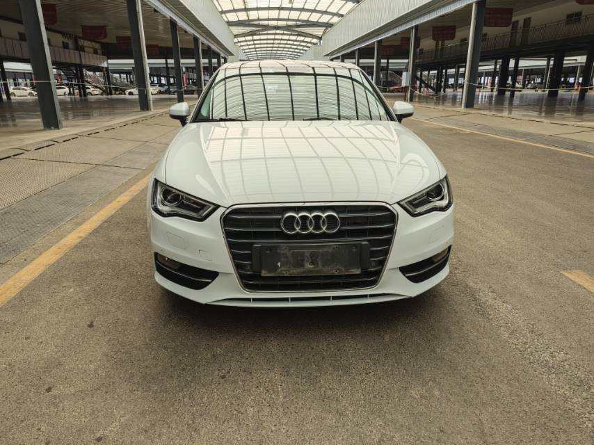 Audi A3 2017 car image #2