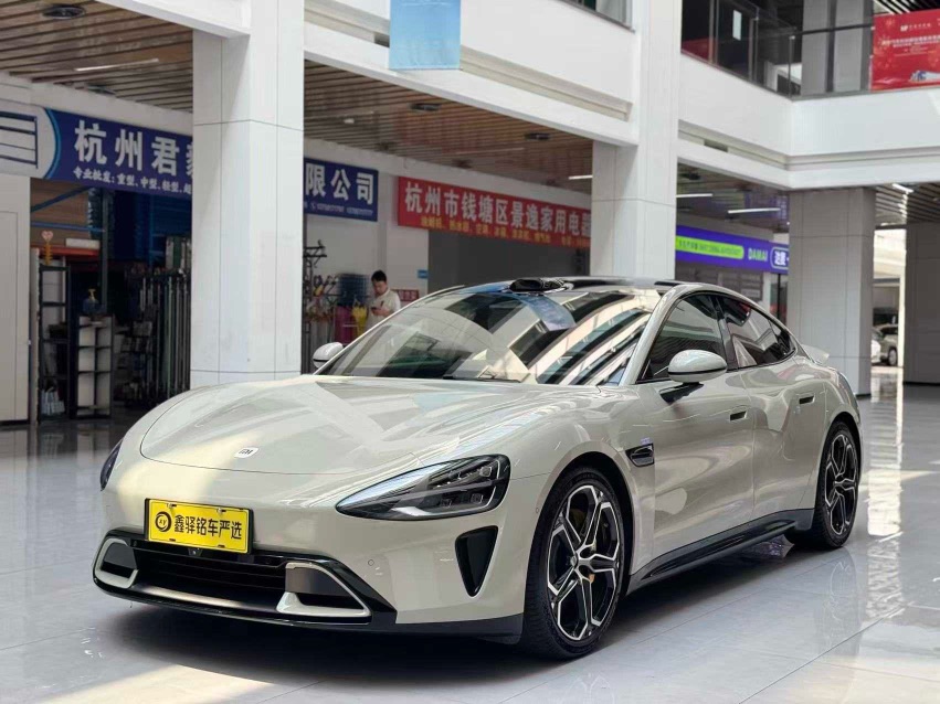 MI SU7 2024 car image 