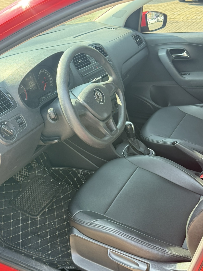 Volkswagen Polo 2018 car image #4