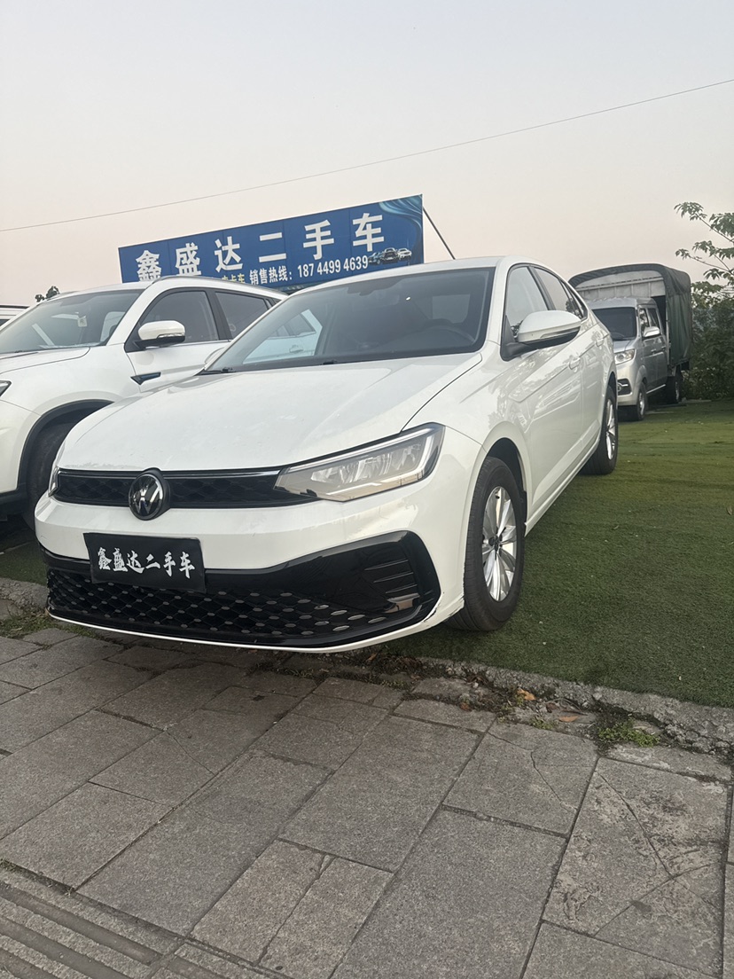 Volkswagen Lavida 2025 car image #2