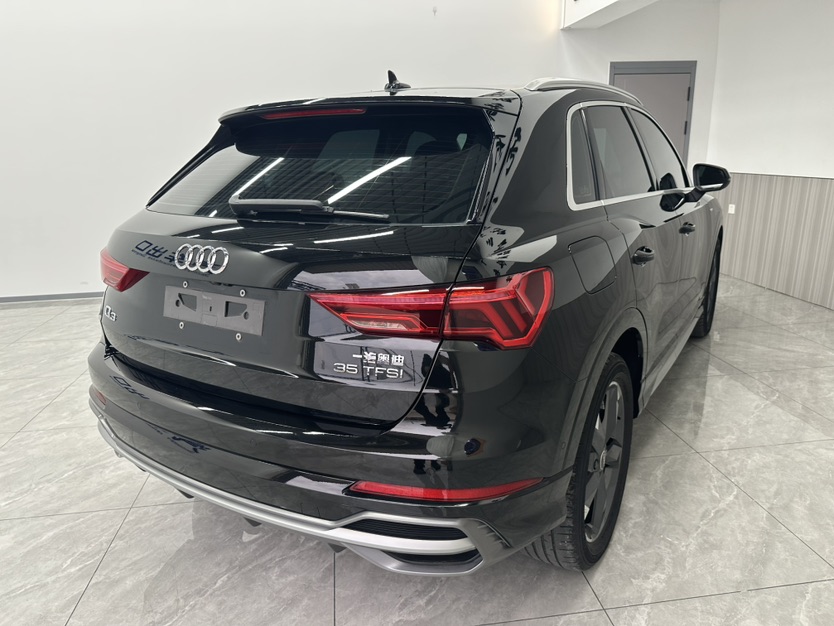 Audi Q3 2022 immagine di auto #6