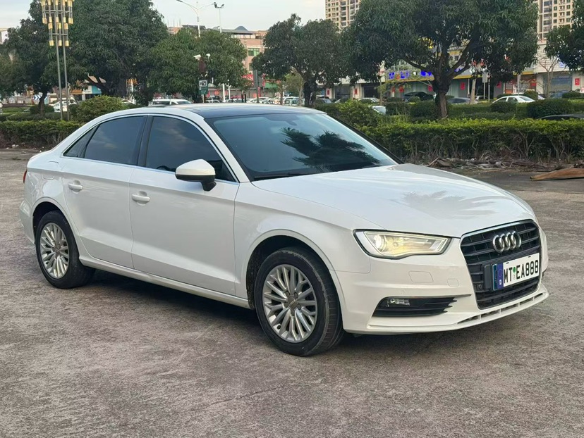 Audi A3 2016 car image #3