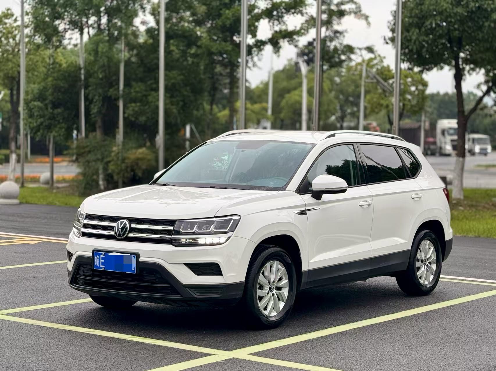 Volkswagen Tharu 2021 car image 