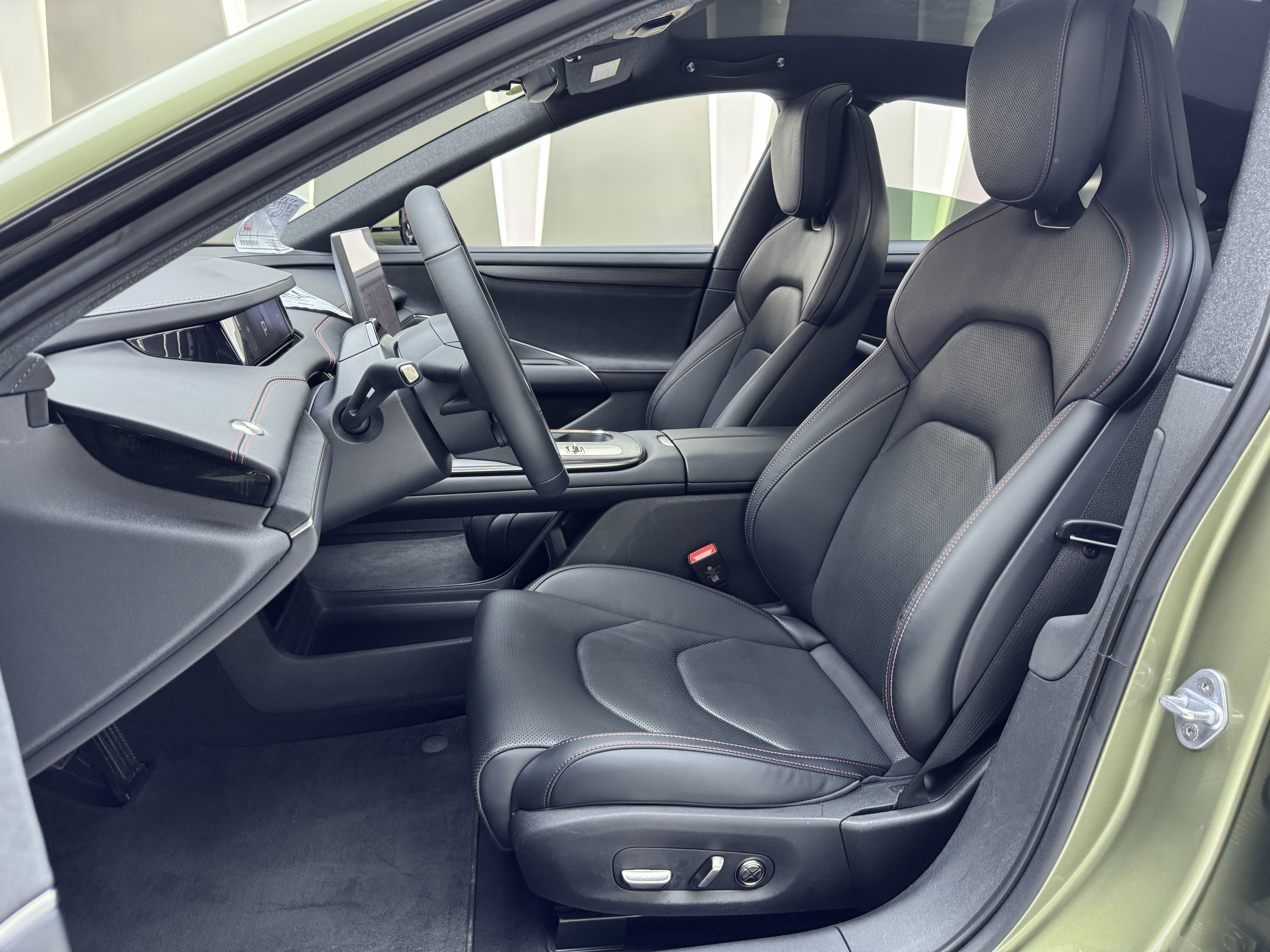 MI SU7 2025 car image #5