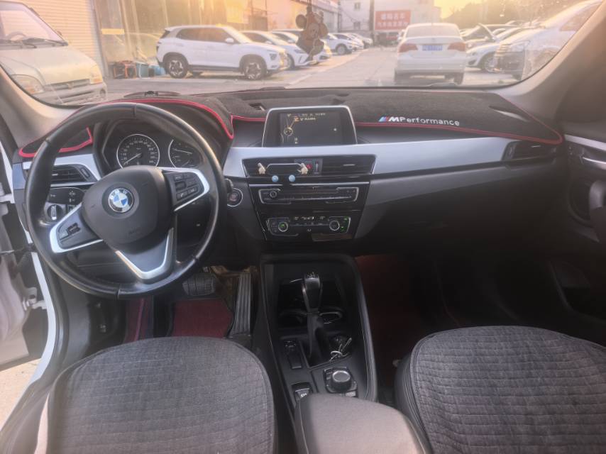BMW X1 2016 #8 BMW X1 2016 car image #8