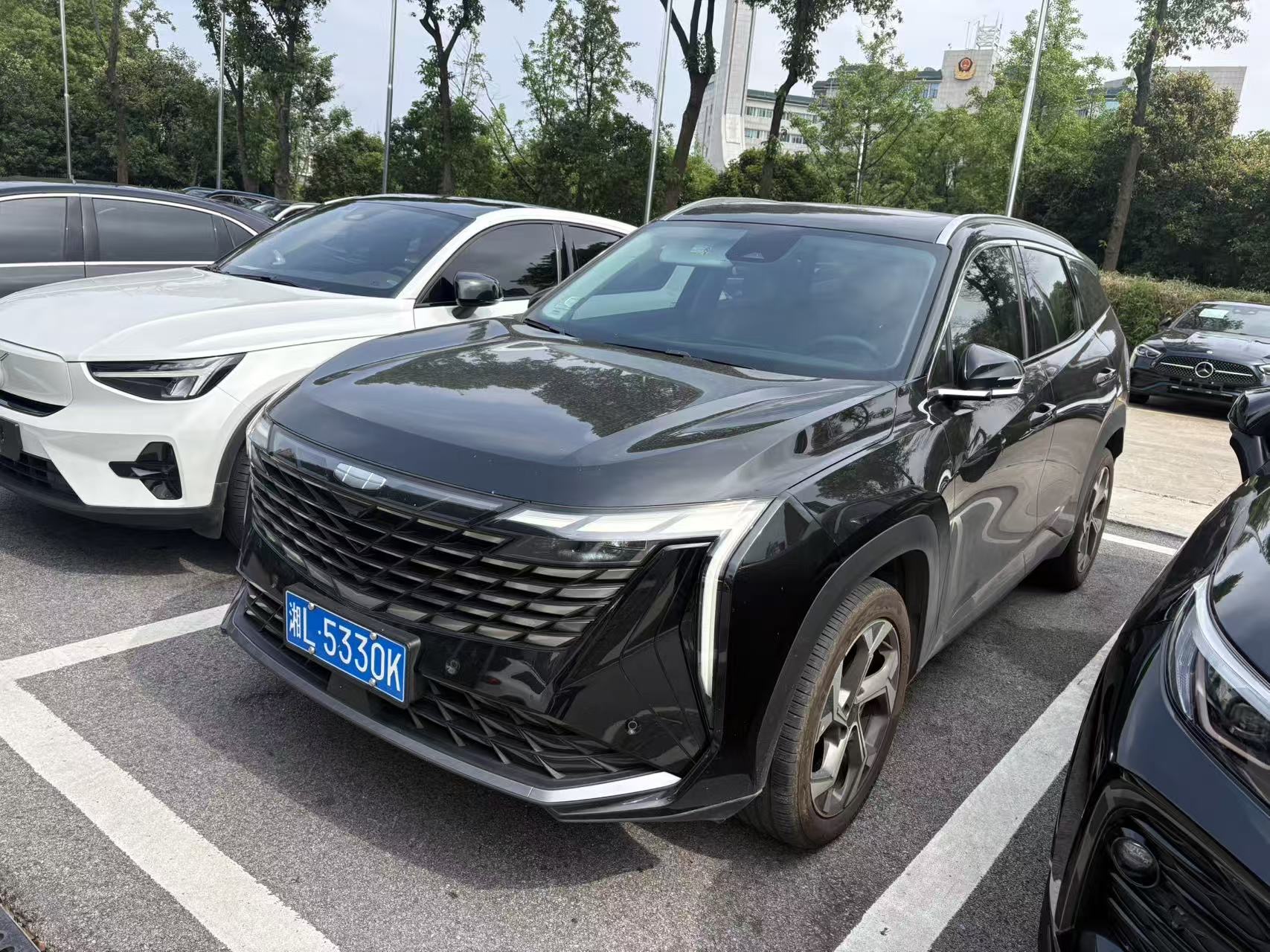 GEELY Boyue L 2023 car image 