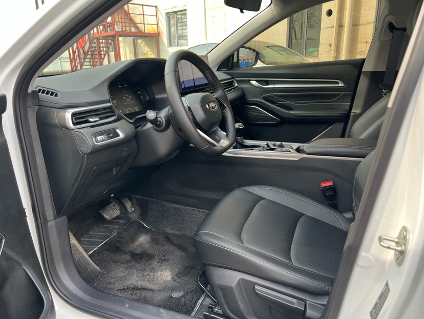 GEELY Emgrand 2023 imagen de coche #7