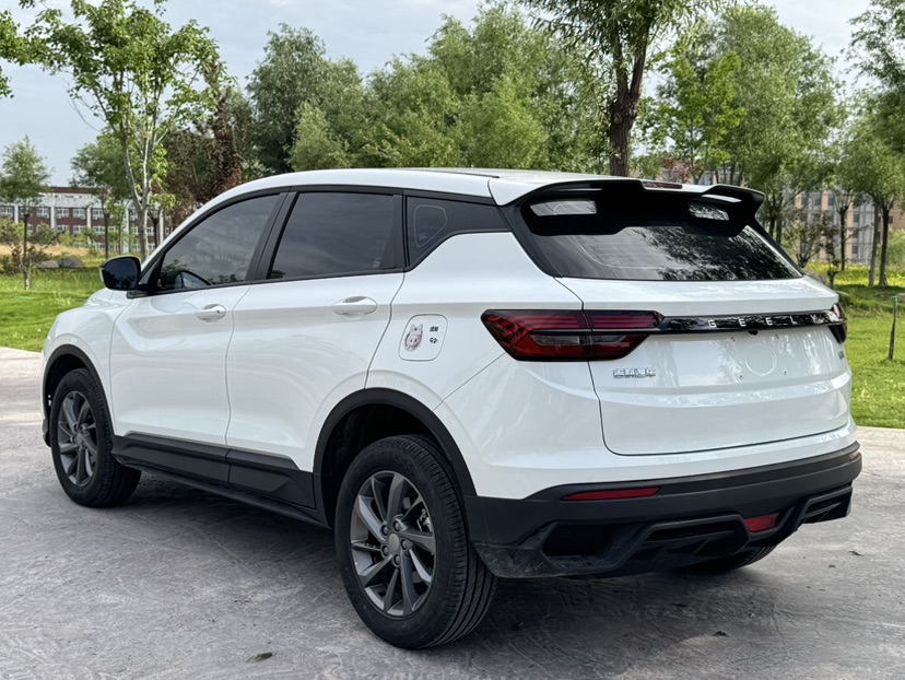 GEELY Coolray 2025 #6 GEELY Coolray 2025 car image #6