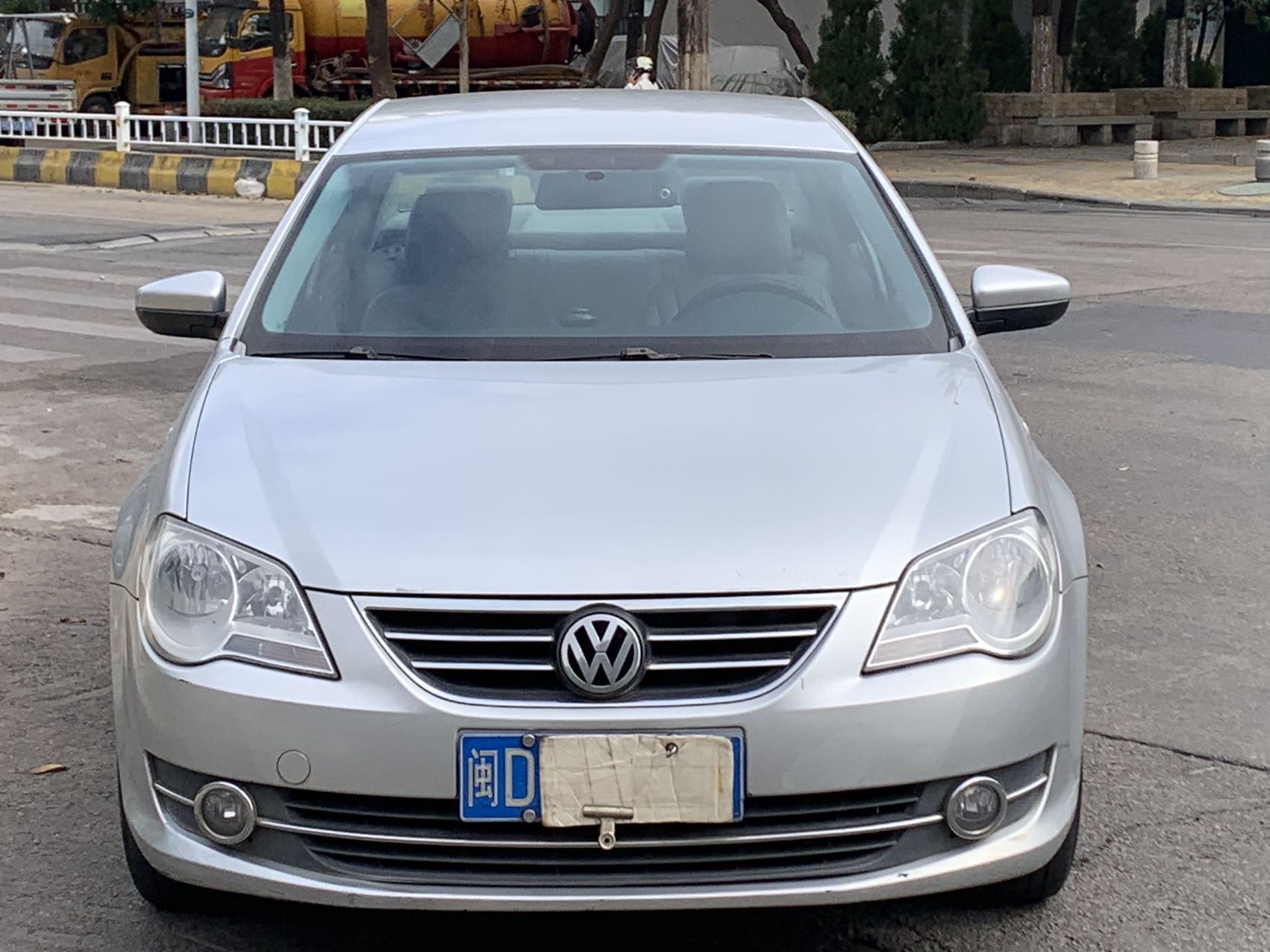 Volkswagen Bora 2012 car image #2