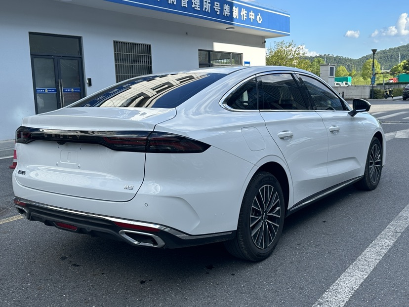 GEELY Emgrand 2026 #9 GEELY Emgrand 2026 car image #9