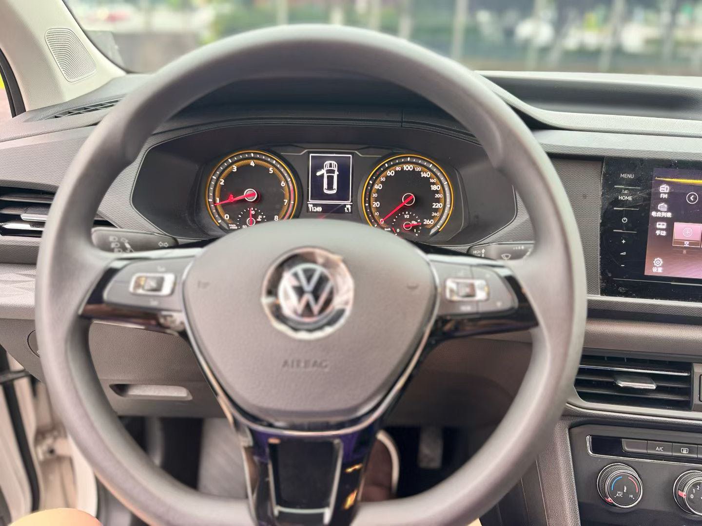 Volkswagen Tharu 2021 car image #6