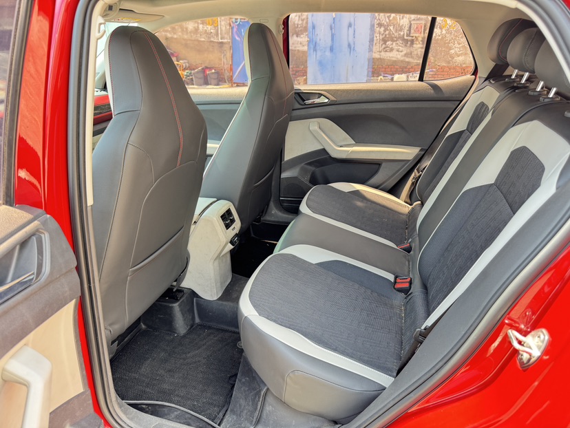 Volkswagen T-Cross 2020 car image #9