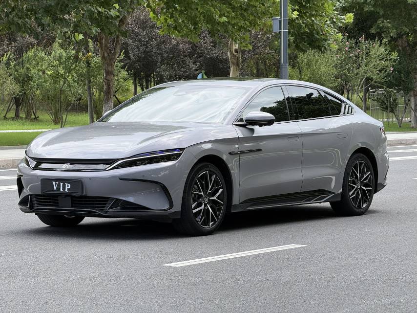 BYD Han 2025 صورة سيارة 