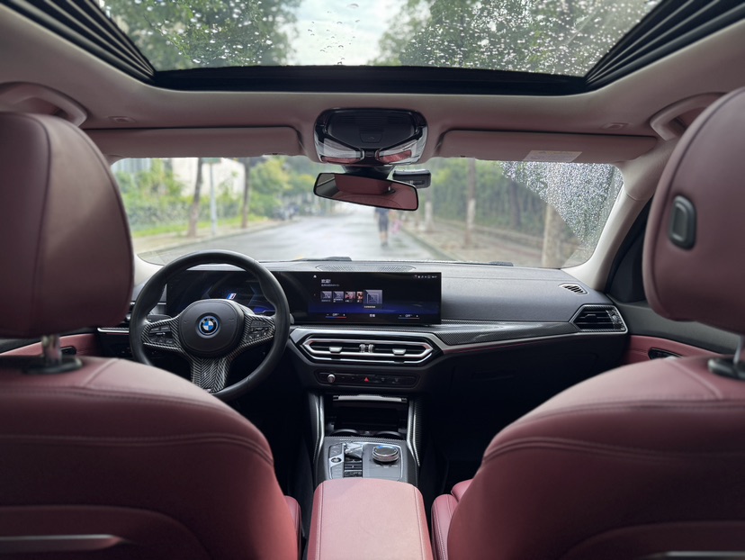 BMW i3 2023 car image #5