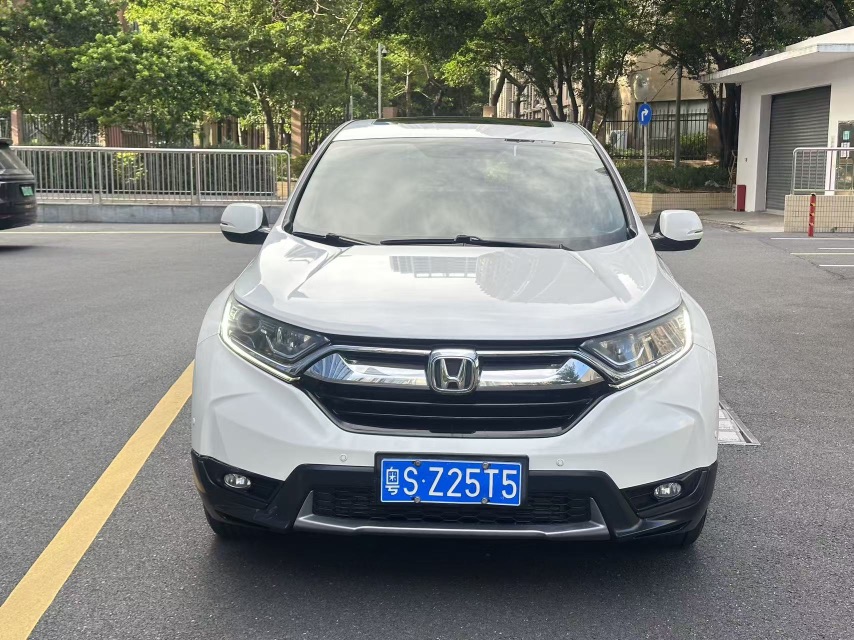 Honda CR-V 2018 car image #2