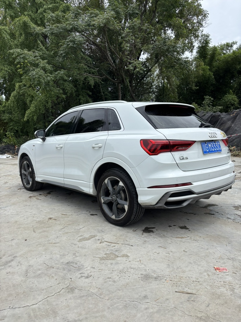 Audi Q3 2023 #4 Audi Q3 2023 car image #4