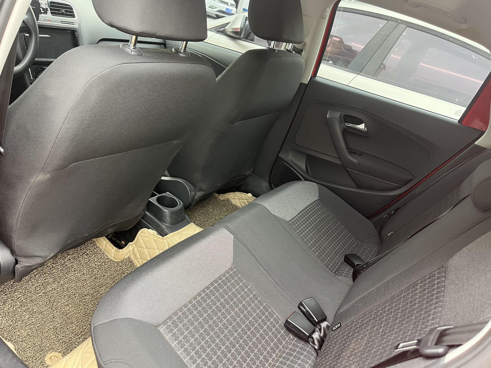 Volkswagen Polo 2017 car image #8