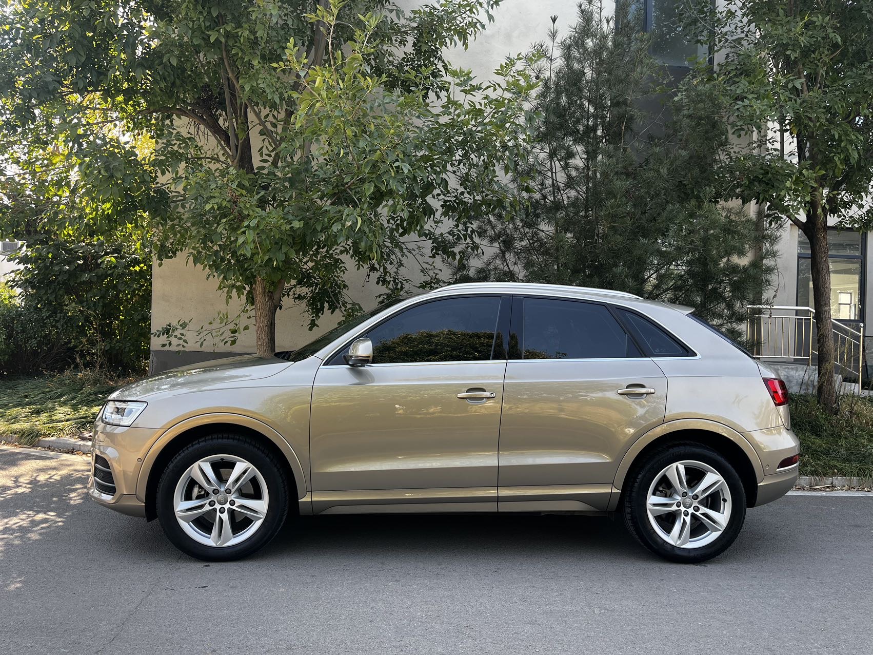 Audi Q3 2017 #2 Audi Q3 2017 car image #2