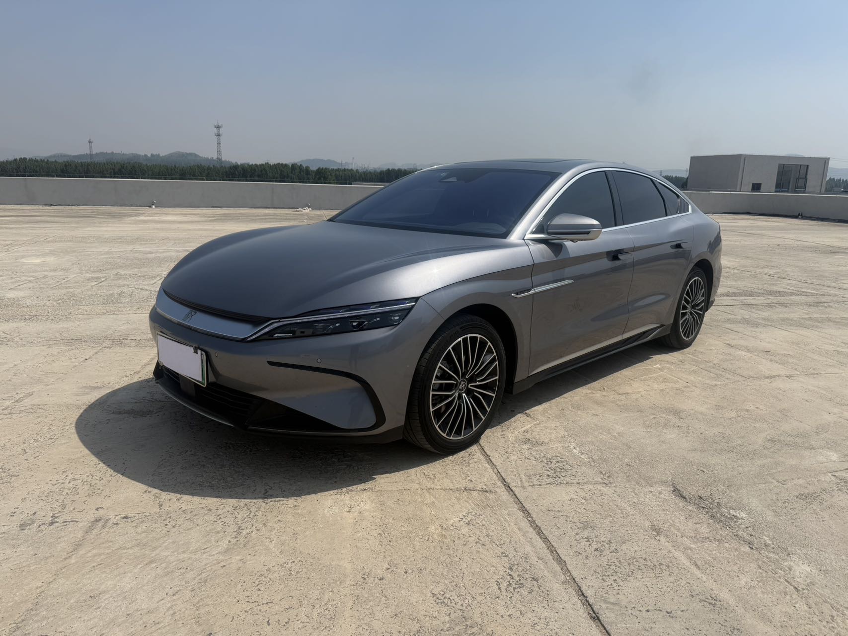 BYD Han 2023 BYD Han 2023 car image