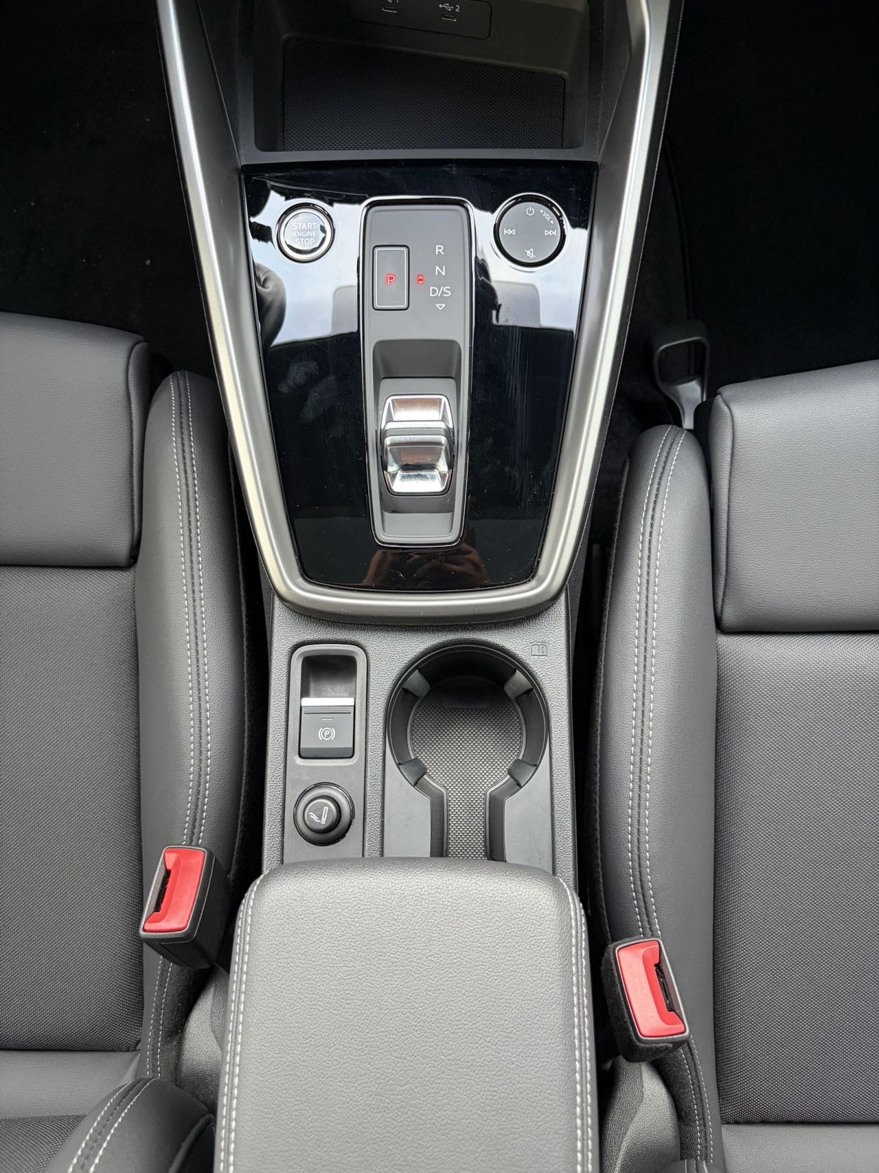 Audi A3 2022 car image #8