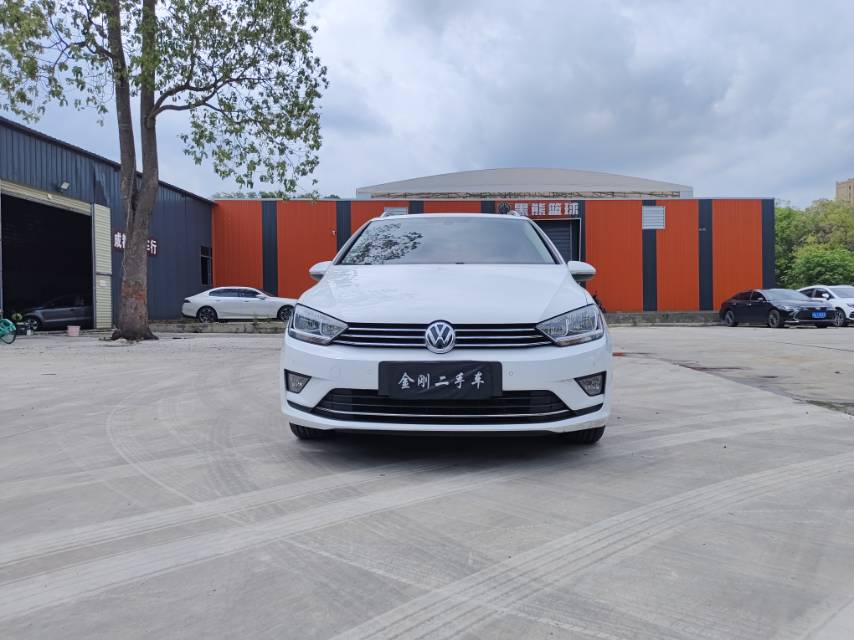 Volkswagen Golf Sportsvan 2018 #2 Volkswagen Golf Sportsvan 2018 car image #2
