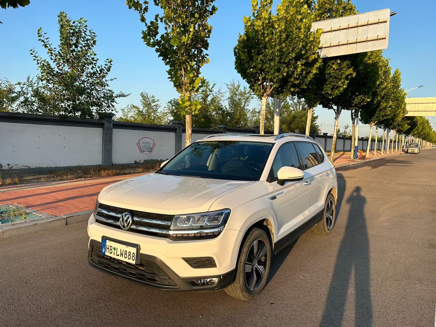 Volkswagen Tharu 2019 car image 