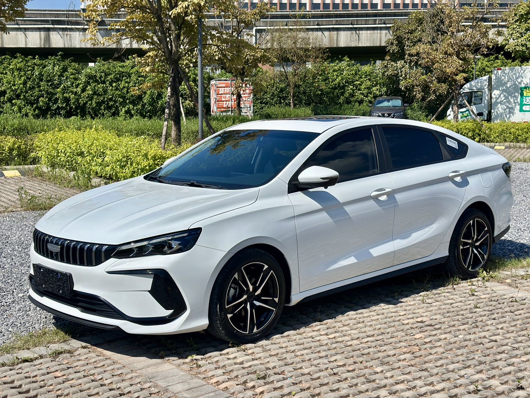 GEELY Binray 2024 car image 