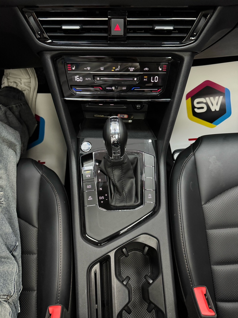 Volkswagen Tharu 2022 car image #12