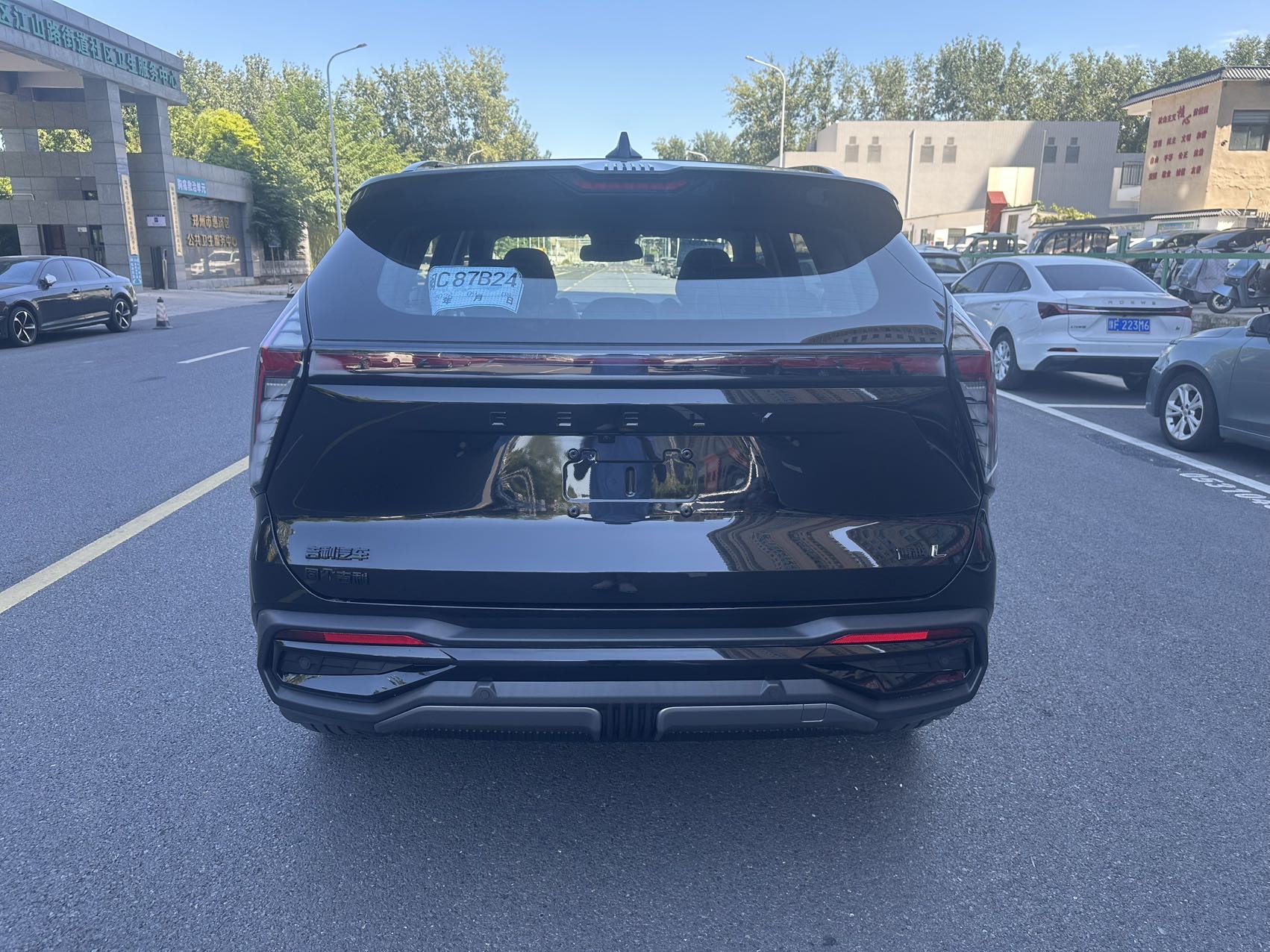 GEELY Boyue L 2023 car image #10