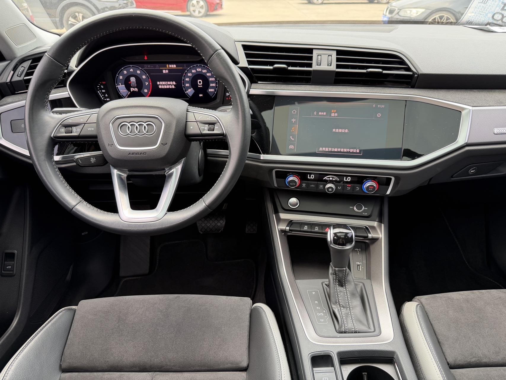 Audi Q3 2020 #4 Audi Q3 2020 car image #4