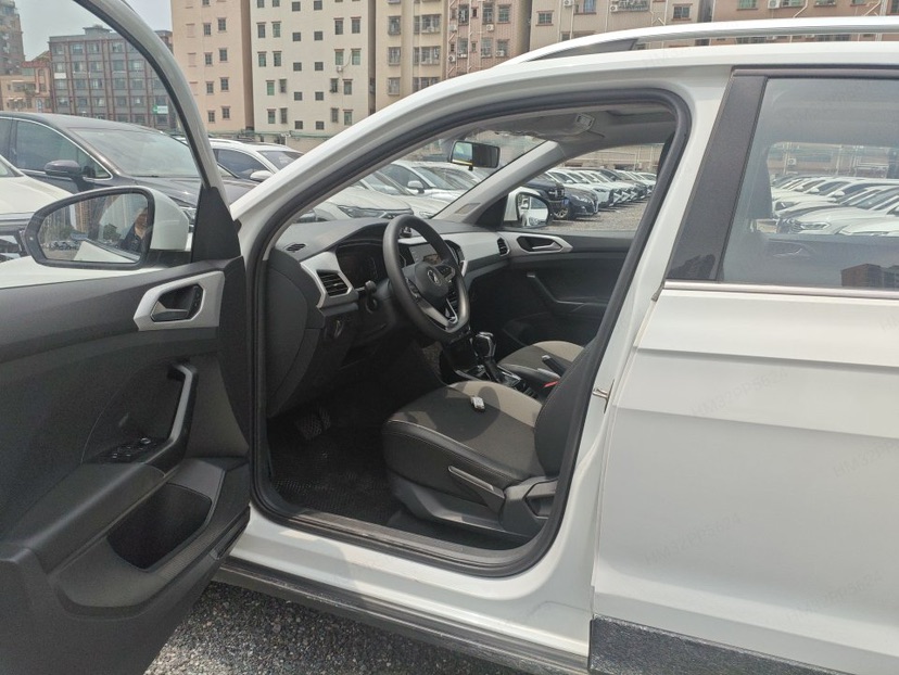 Volkswagen Tacqua 2023 car image #4