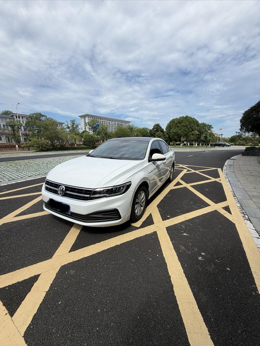 Volkswagen Bora 2019 car image #2