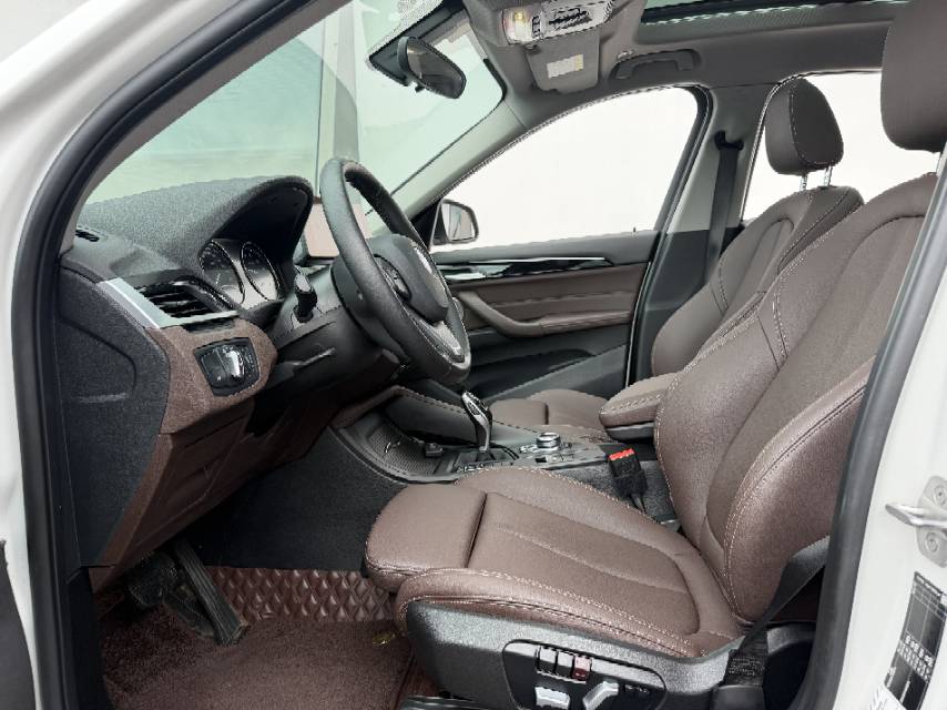 BMW X1 2022 #3 BMW X1 2022 car image #3