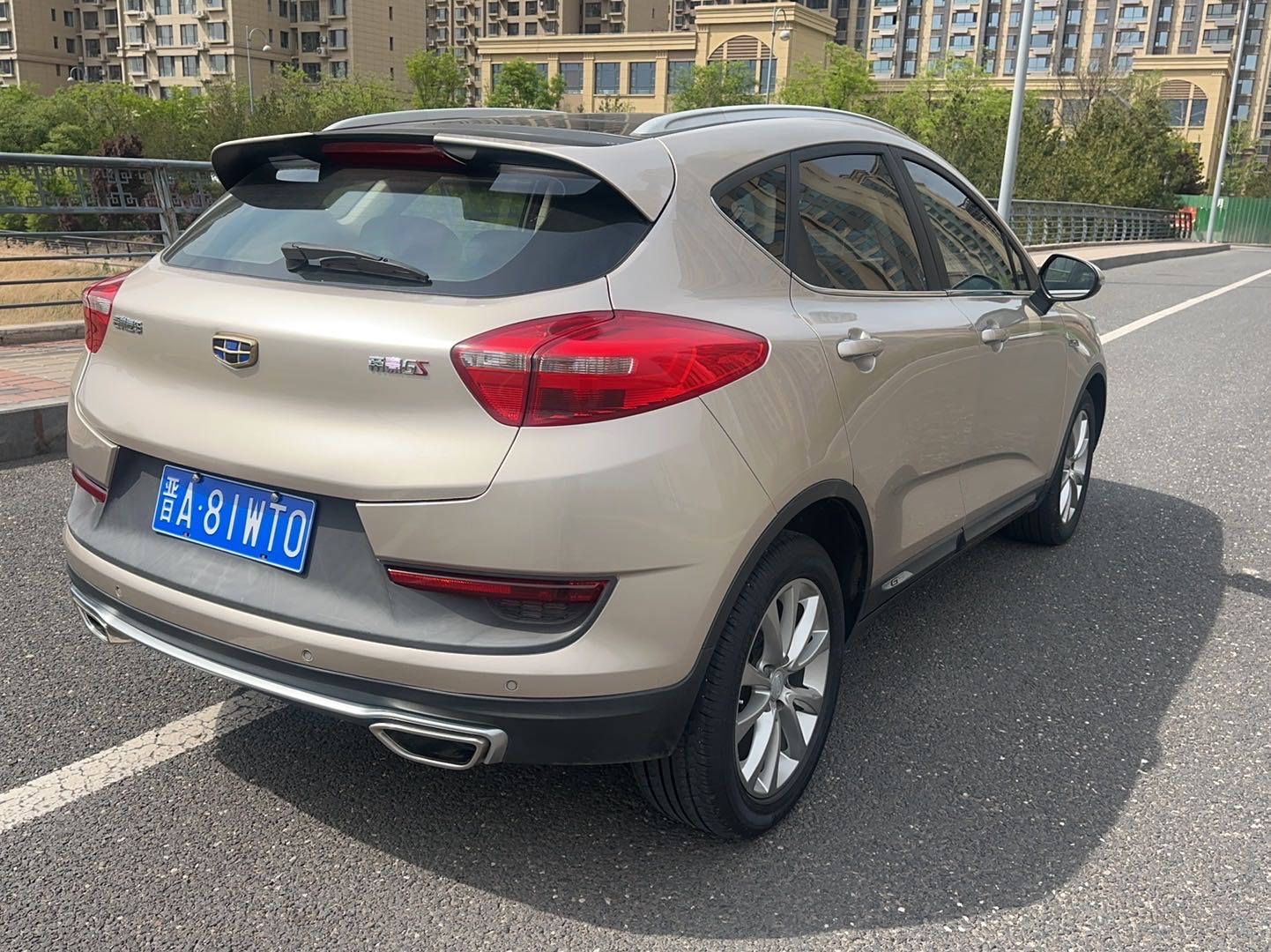 GEELY Emgrand GS 2018 car image #6