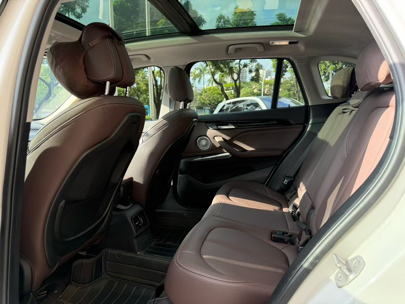 BMW X1 2022 car image #6