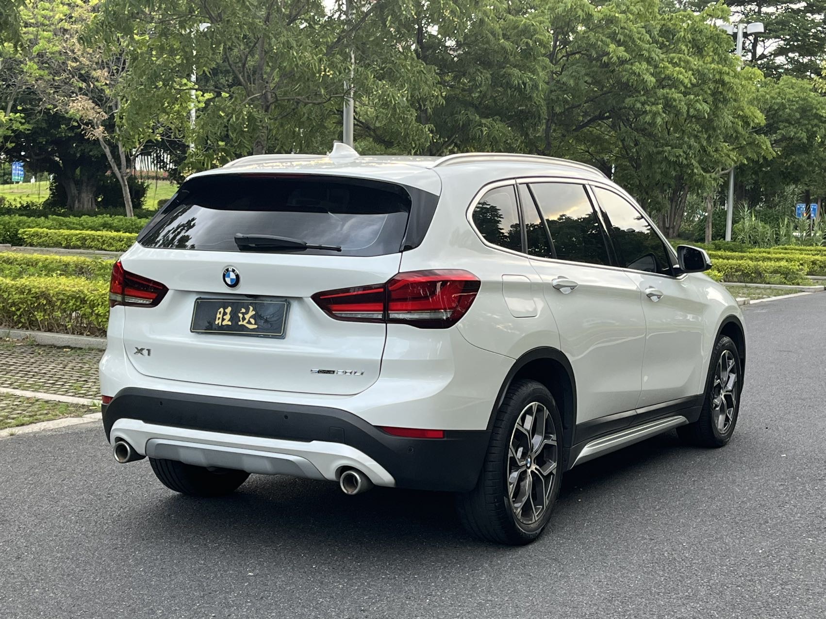 BMW X1 2021 car image #9