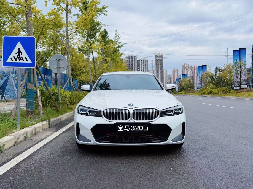 BMW 3 Series 2023 #2 BMW 3 Series 2023 car image #2