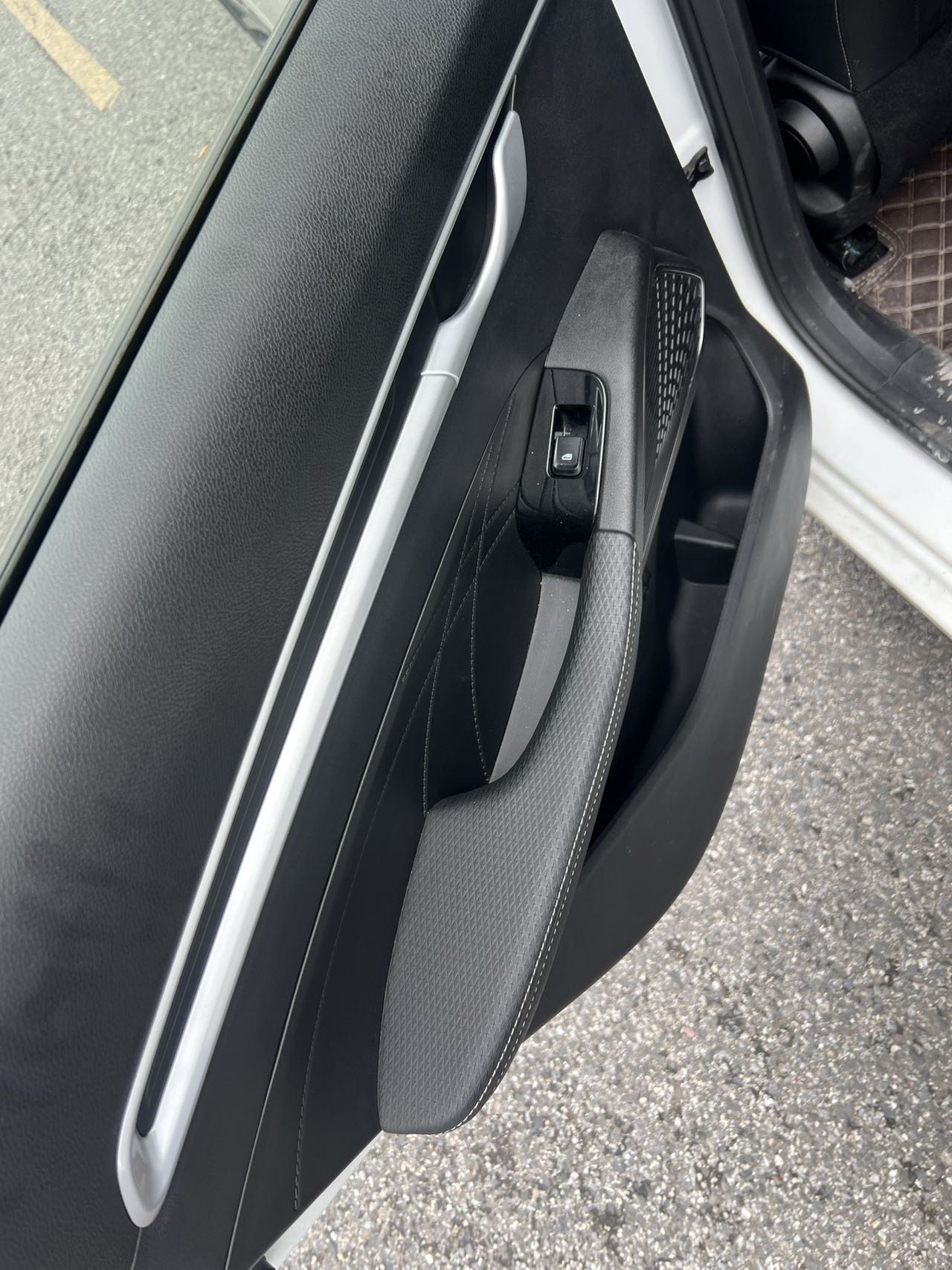 GEELY Emgrand 2023 #9 GEELY Emgrand 2023 car image #9